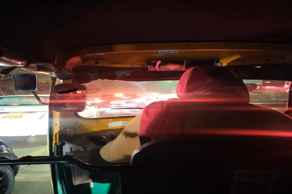 Delhi Woman Auto Driver/ Image Credit: r/delhi FeatureAnnual9088