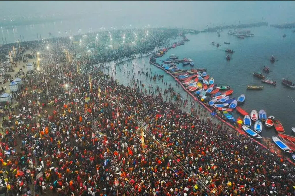 Mahakumbh Bath Prisoner in Raipur | Image Source | Mahakumbh 2025 X