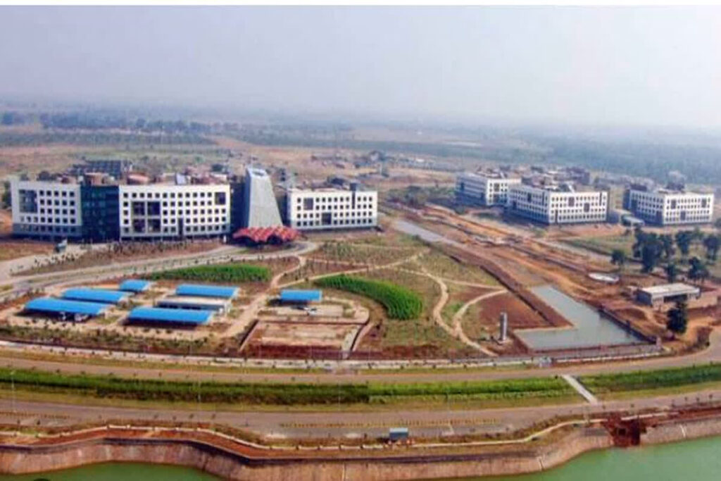 Train washing station in Nava Raipur, image credit: file image IBC24