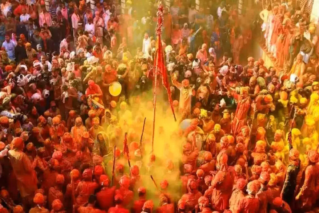 Vrindavan Holi Celebration 2025: वृंदावन में इस बार खास होगी विधवा महिलाओं की होली / Image source: Symbolic