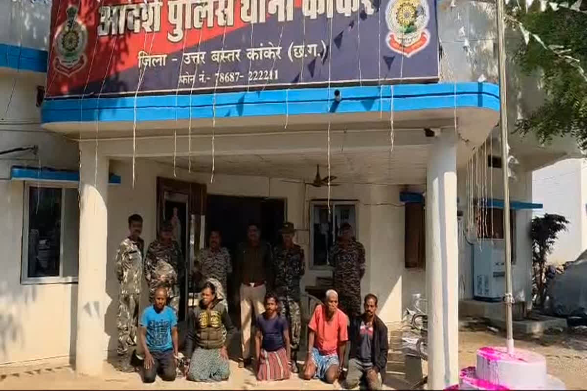 Naxalite Arrested: माओवादियों के खिलाफ पुलिस की बड़ी कार्रवाई,  दो अलग-अलग स्थानों से 5 नक्सलियों को किया गिरफ्तार