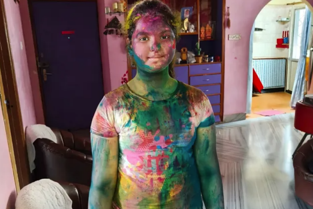 Mohammed Shami Daughter Holi Celebration: मोहम्मद शमी की बेटी ने जमकर खेली होली तो भड़के मौलाना / Image Source: Hasin Jahan Instagram