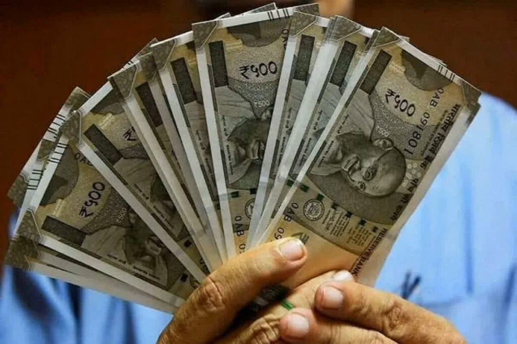 Govt Employees Salary Latest News. Photo Credit: IBC24 File Image