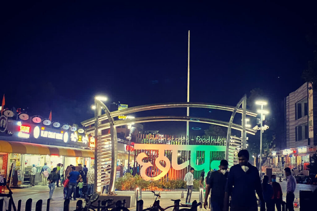 Narmada Prasadam Street Food | Image Source | Indore Rocks !!! 🤘🏼 X