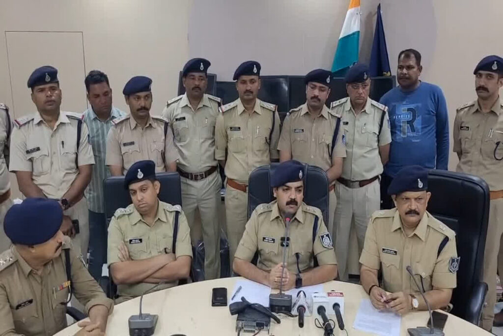 Police Raid On Fake Call Centers/ Image Credit: IBC4