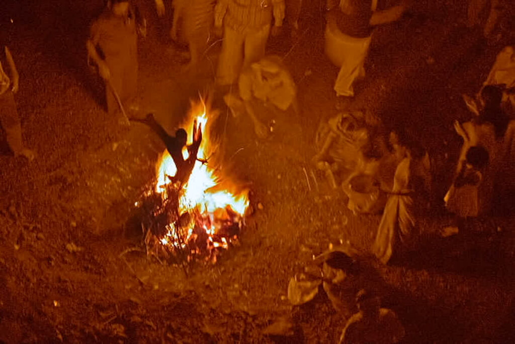 Holika Dahan 2025 Ke Upay| Photo Credit: pexels