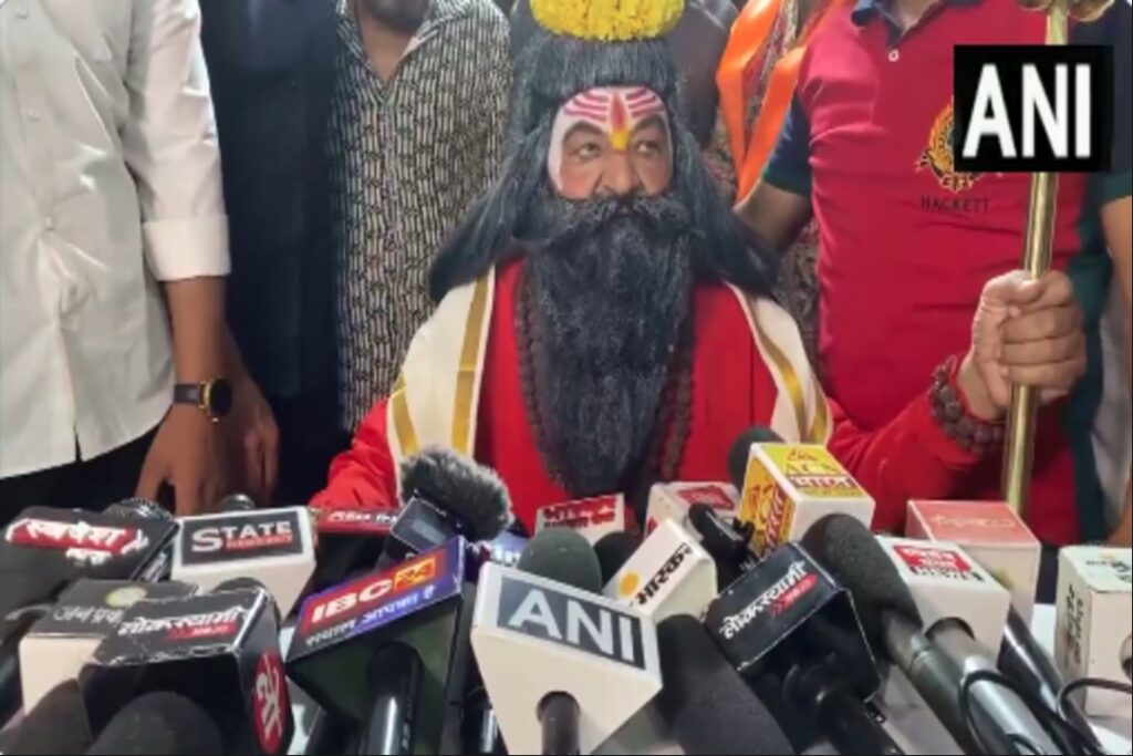 Kailash Vijayvargiya Baba Falahari Roop | Source : ANI