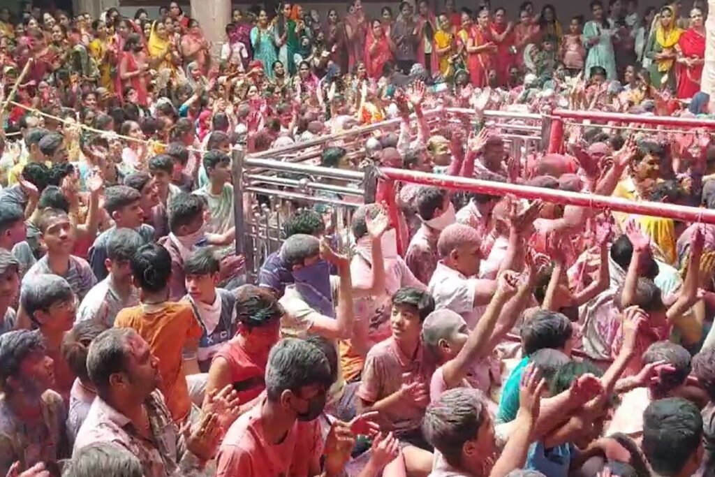 Khargone Ki Anokhi Holi | Source : IBC24