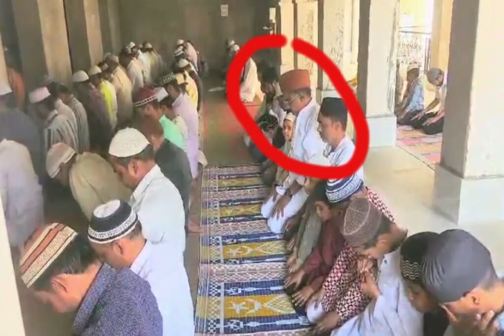 Congress Leader Video Viral | Source : IBC24
