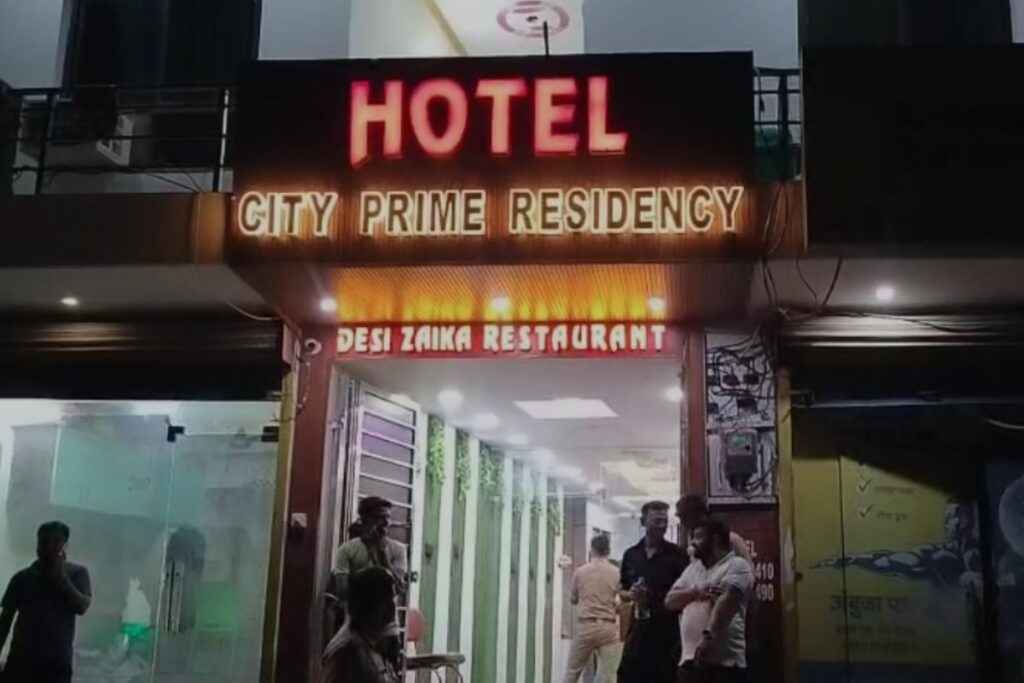 Murder in SP leader's hotel in Pratapgarh