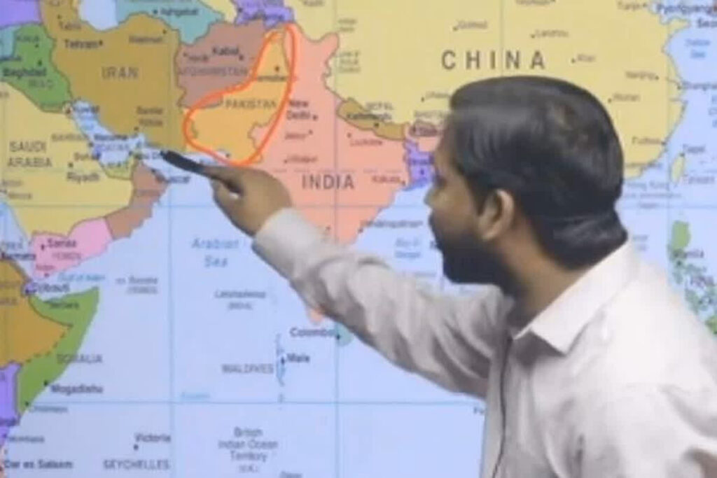 Khan sir Video on Pakistan: भीख मांगने के लिए मजबूर हो जाएगा पाकिस्तान / Image Source: Screengrab