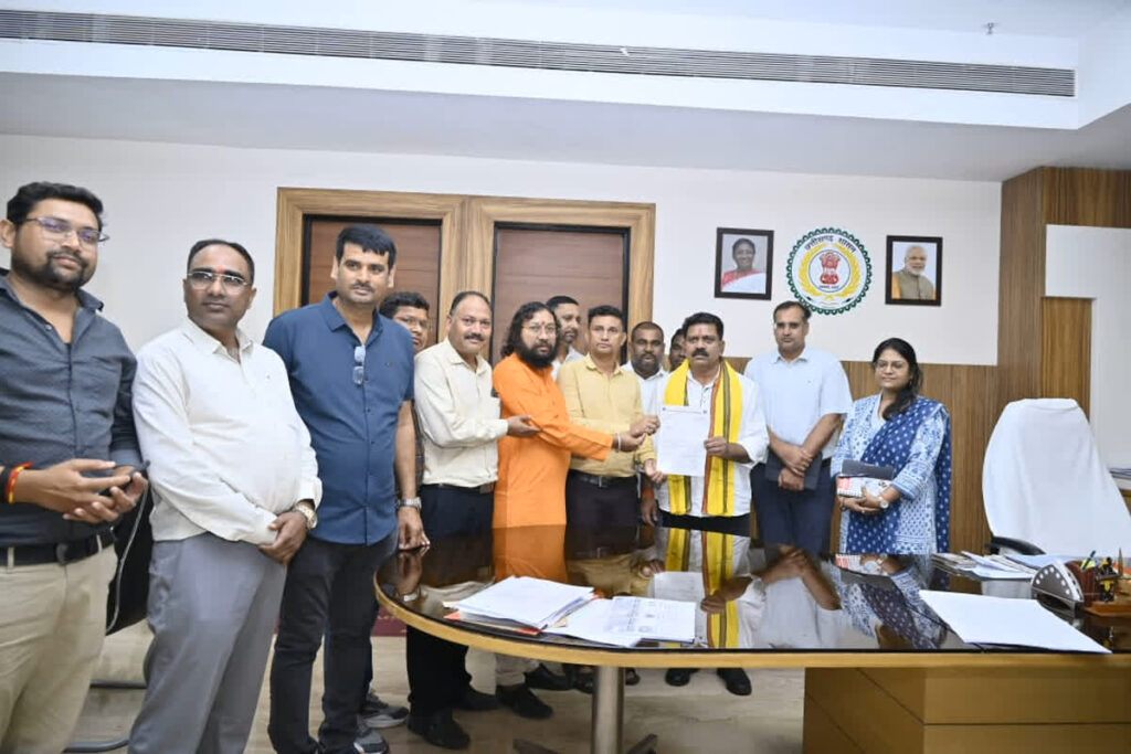 Panchayat Secretary Strike News | Image Source | IBC24