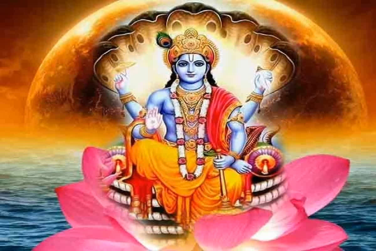 Varuthini Ekadashi 2025: वरूथिनी एकादशी के दिन इन स्थानों पर जलाएं दीपक, होगा बुरी शक्तियों का अंत, घर में आएगी खुशहाली