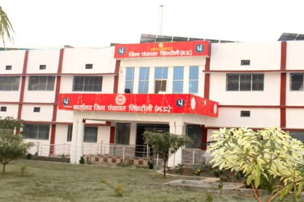 MP Hindi News Today: सच में एमपी गजब है...मृत पंचायत सचिव बनाएंगे दिव्यांगों का सर्टिफिकेट / Image Source: Facebook