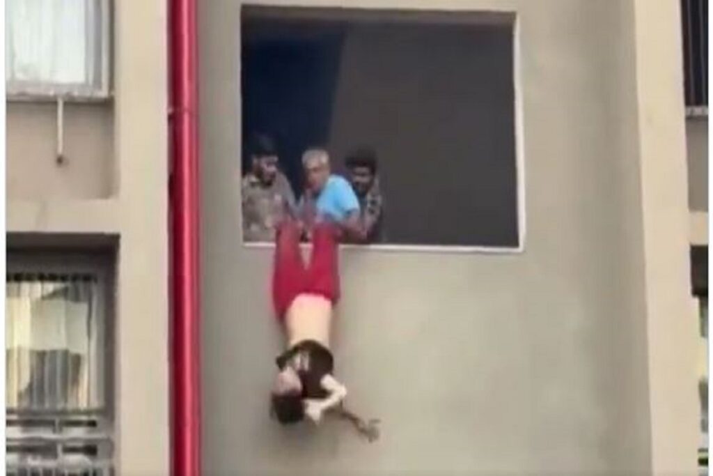 Shocking video, image source: priya singh X