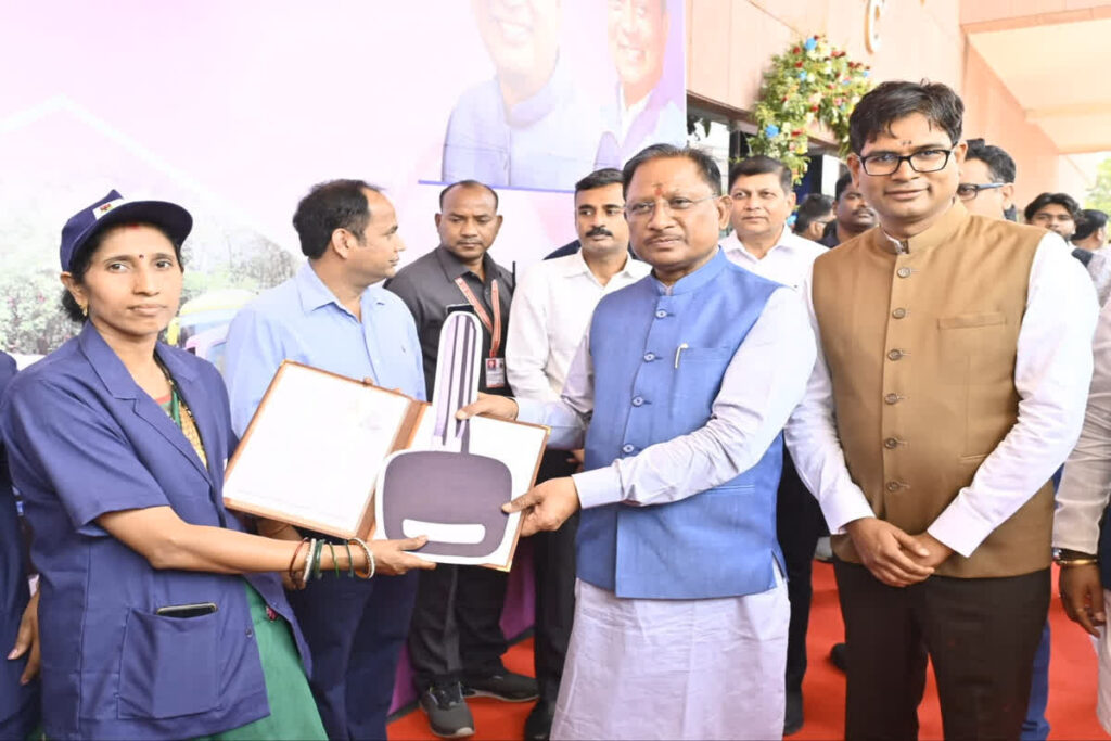 E-Auto Service in Naya Raipur/ Image Credit: CG DPR