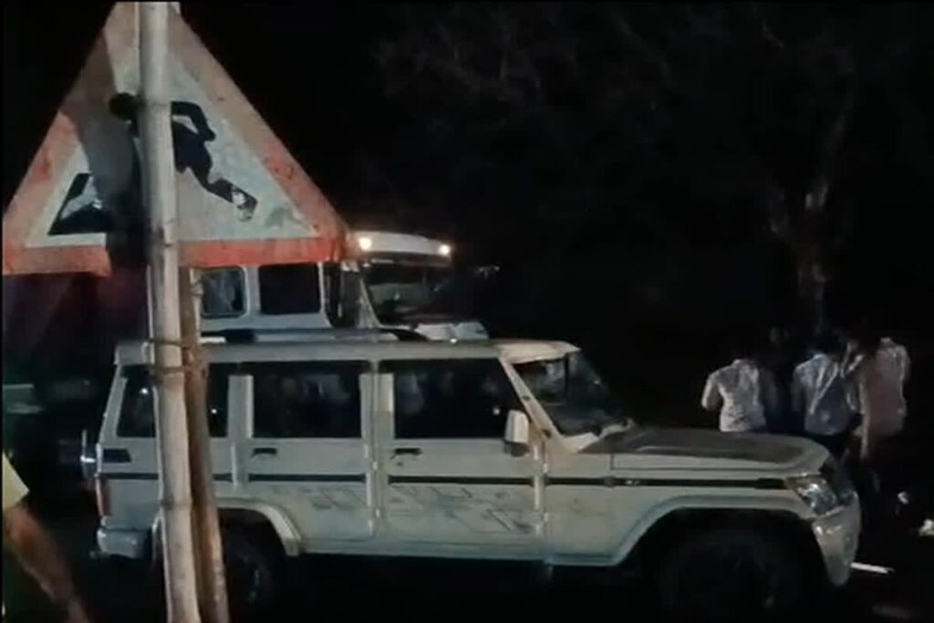 Filmy style fight in Rewa | Image Source | IBC24