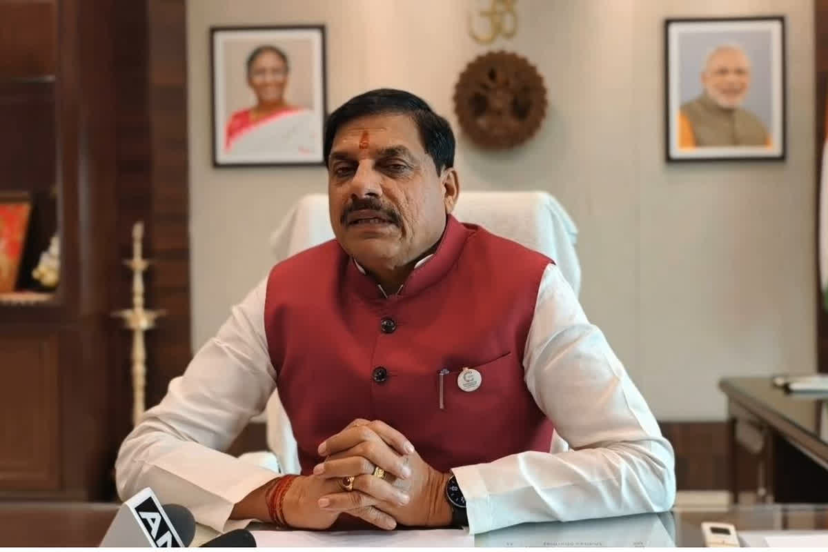 MP Govt Employees: प्रदेश के लगभग 4 लाख अधिकारियों और कर्मचारियों का होगा प्रमोशन, मुख्यमंत्री ने दी बड़ी जानकारी