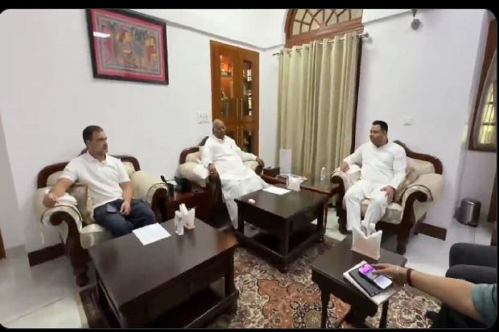 Tejashwi meeting with Congress leadership, image source: ANI