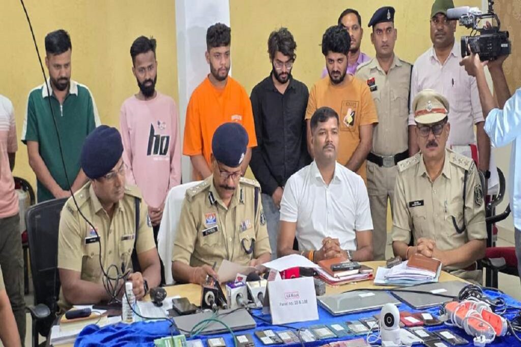 Raipur police arrested 6 bookies, image source: ibc24