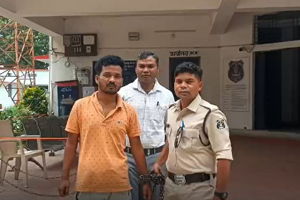 Rape Accused Arrested In Jashpur/ Image Credit: IBC24