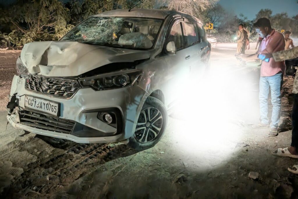 Sarangarh Road Accident | Image Source | IBC24