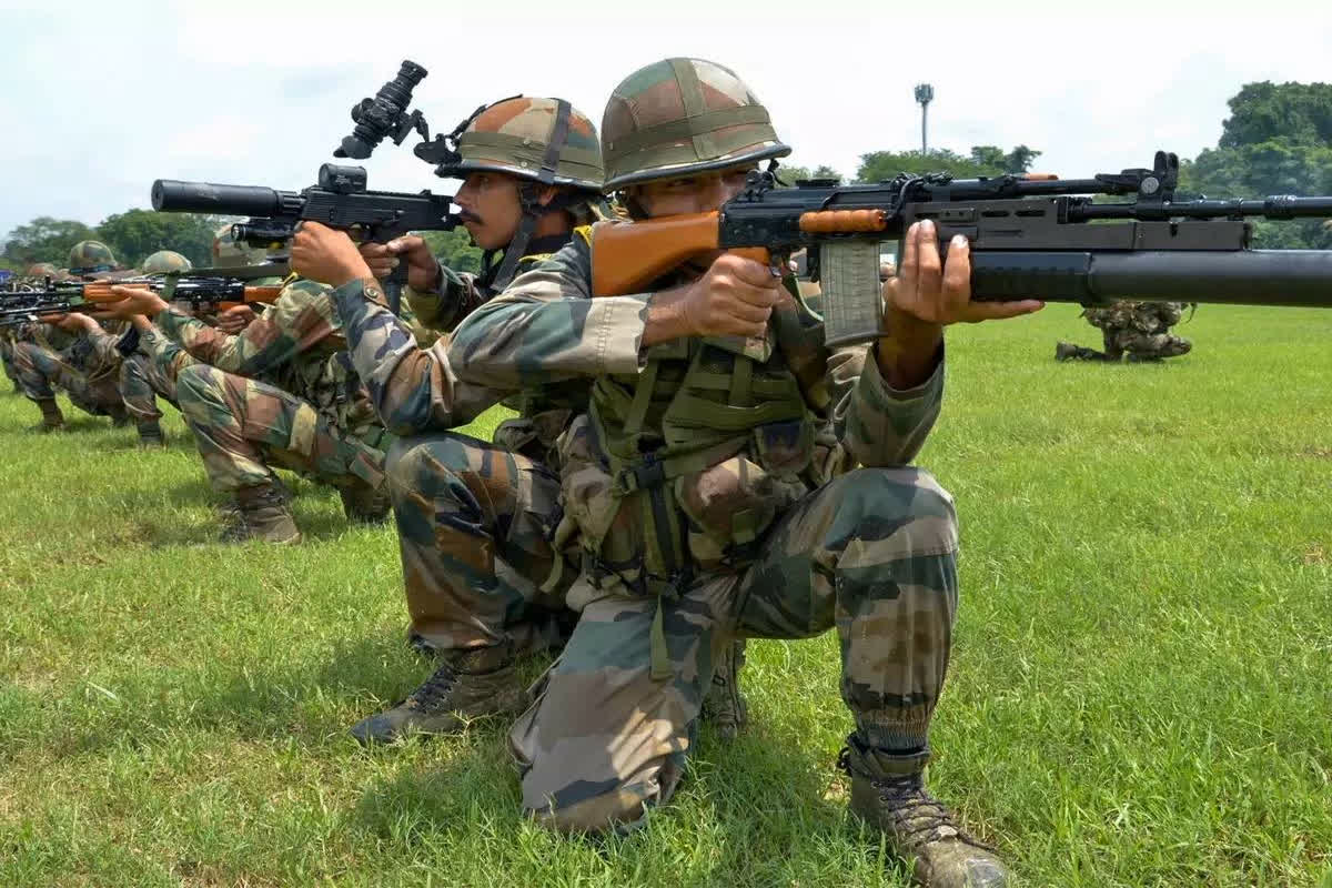 Territorial Army Officer Recruitment 2025: ग्रेजुएट्स के लिए भारतीय सेना में नौकरी पाने का सुनहरा अवसर, इन पदों पर हो रही भर्ती, देखें डिटेल्स
