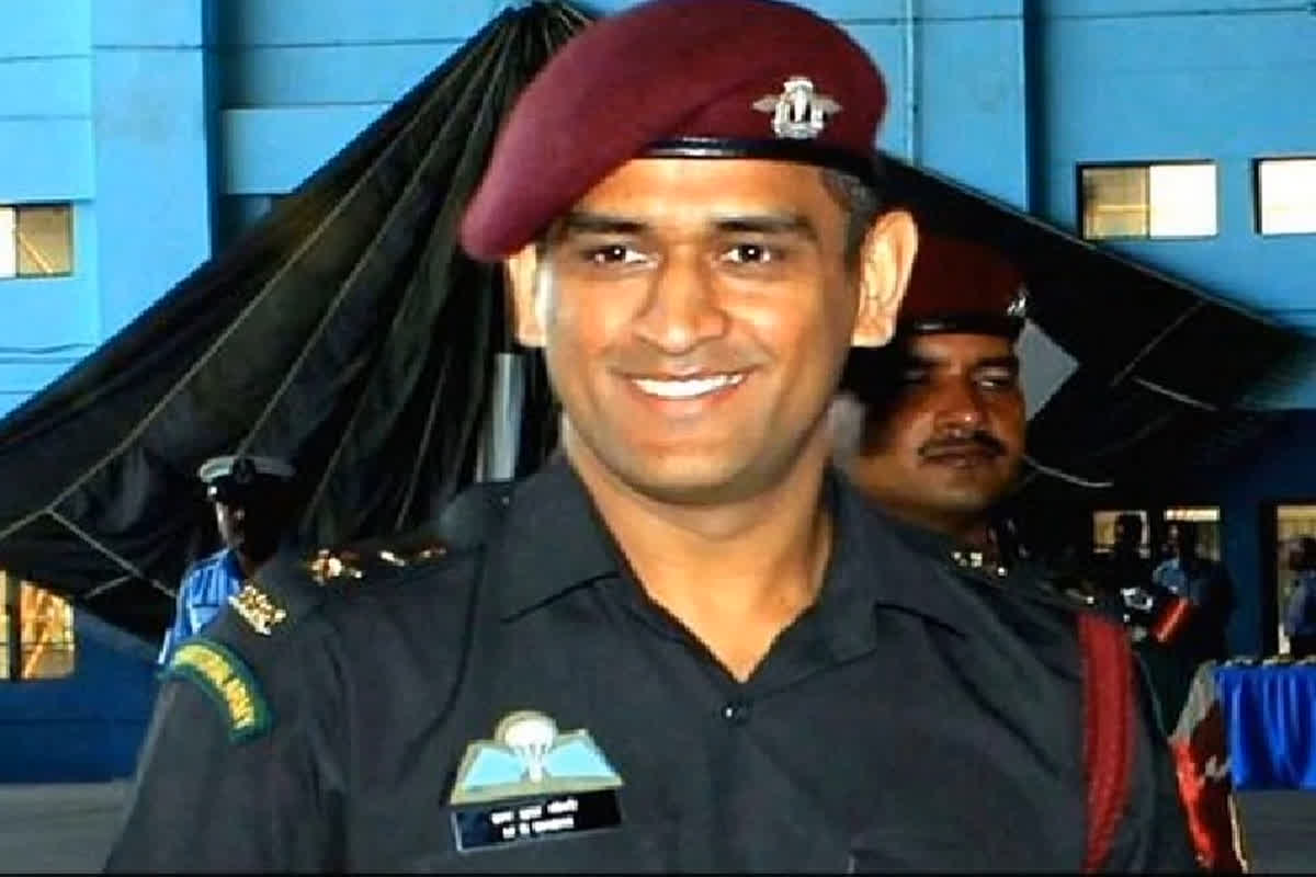 Operation Sindoor: बॉर्डर पर जाएंगे एमएस धोनी? रक्षा मंत्रालय ने टेरिटोरियल आर्मी के लिए जारी की अधिसूचना