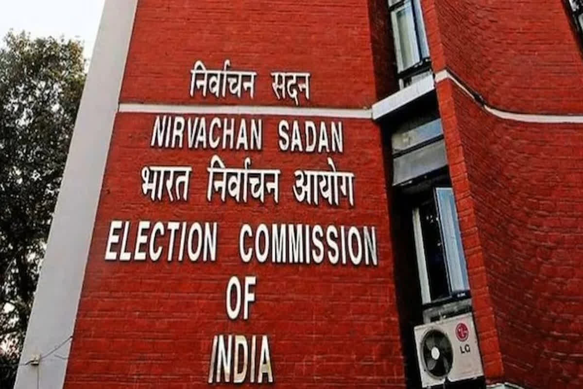 Election Commission New Initiatives: मतदाता सूचियों की सटीकता में सुधार लाने चुनाव आयोग ने की तीन नई पहल, जानें यहां