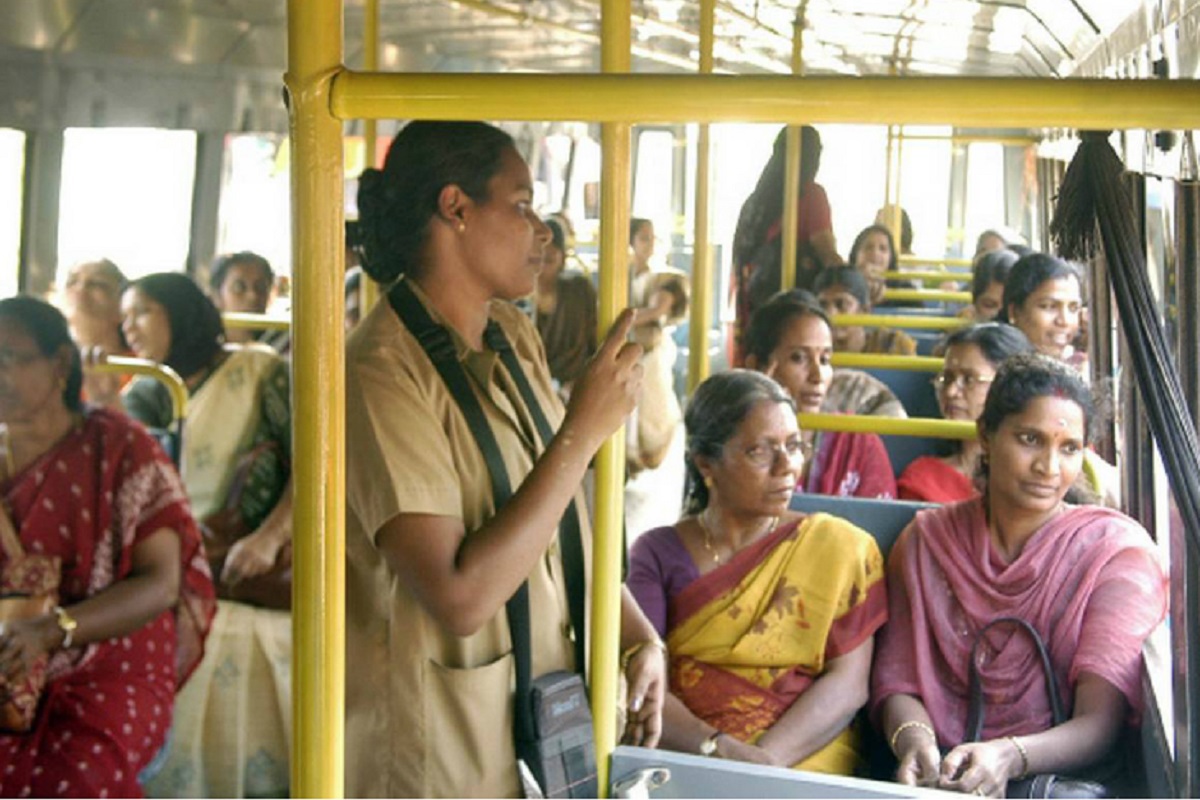 Free Bus Service: अब बस में फ्री में सफर करेंगी महिलाएं, नहीं देने होंगे एक भी रुपए, इस दिन से प्रदेश में लागू होगी नई योजना