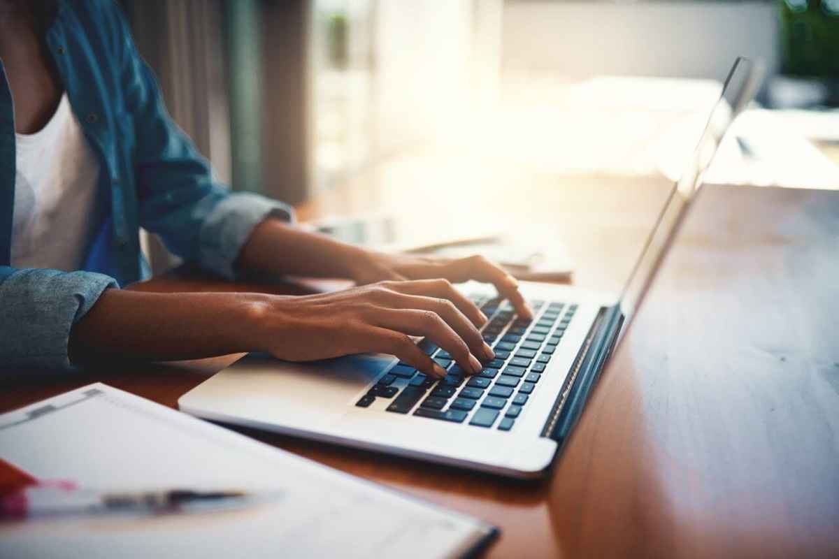 Google Chrome: क्रोम  यूजर्स सावधान..! कंप्यूटर और लैपटॉप यूज करने वाले फटाफट कर लें ये काम, सरकार ने जारी की चेतावनी