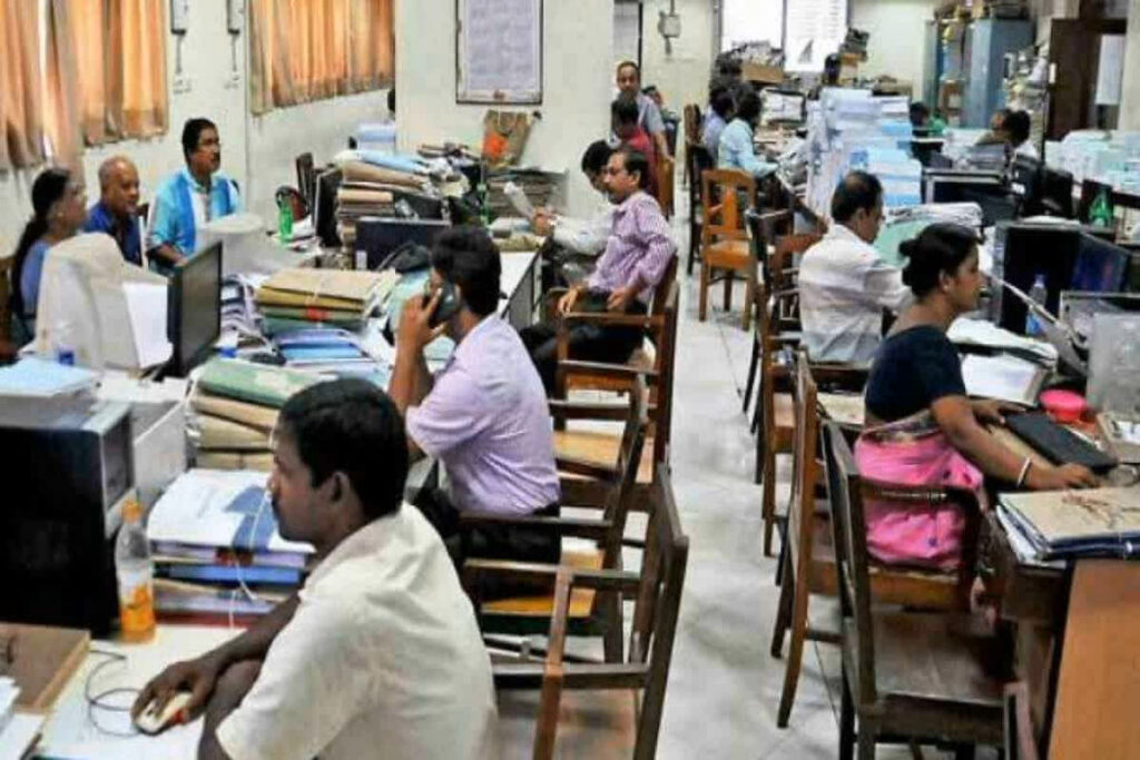 Govt Employees Latest News Today/ Image Credit: IBC24