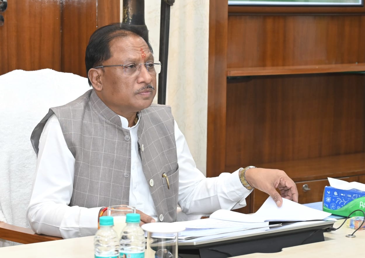 भ्रष्टाचार पर जीरो टॉलरेंस: सुशासन तिहार के दौरान मुख्यमंत्री विष्णु देव साय के निर्देश पर तीन दोषियों पर कड़ी कार्रवाई – FIR दर्ज, सेवा से बर्खास्त