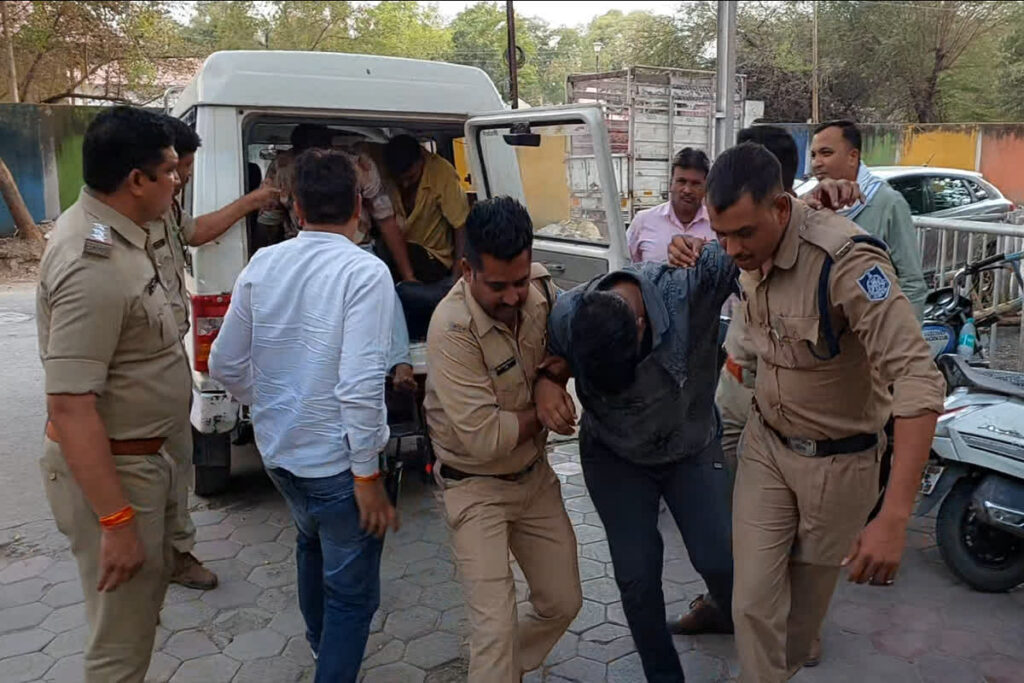 Kidnapping Gang Ujjain | Image Source | IBC24