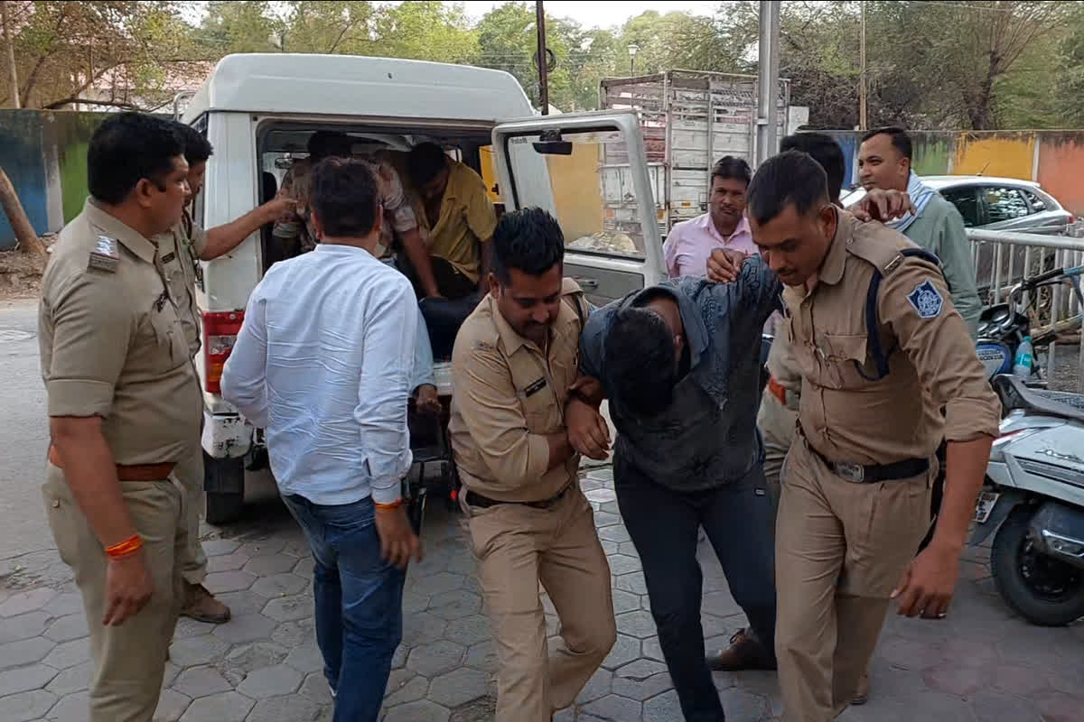 Kidnapping Gang Ujjain: संडे को उठा ले गए, मंडे को गिरफ्तार! एमपी में अपहरण गैंग का क्राइम प्लान फेल, पुलिस ने दबोचे 8 आरोपी