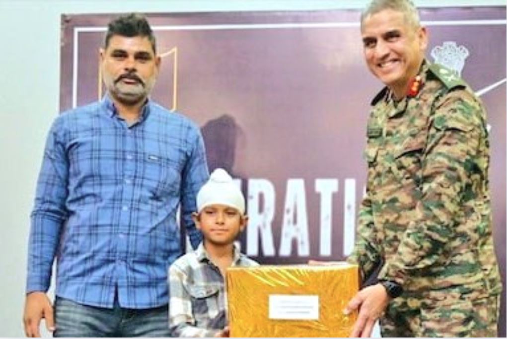 Operation Sindoor Shravan Singh: 10 साल के इस मासूम श्रवण ने भी निभाई ‘ऑपरेशन सिन्दूर’ की कामयाबी में भूमिका.. सेना ने दिया सरप्राइज गिफ्ट