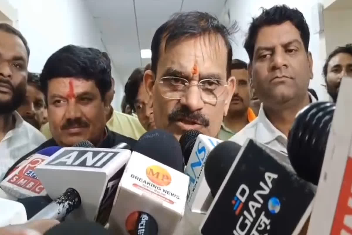 Colonel Sophia Qureshi Controversy: “सोफिया देश की बेटी, उन पर गर्व… अपमान बर्दाश्त नहीं”, कर्नल सोफिया पर दिए विवादित बयान पर बोले वीडी शर्मा