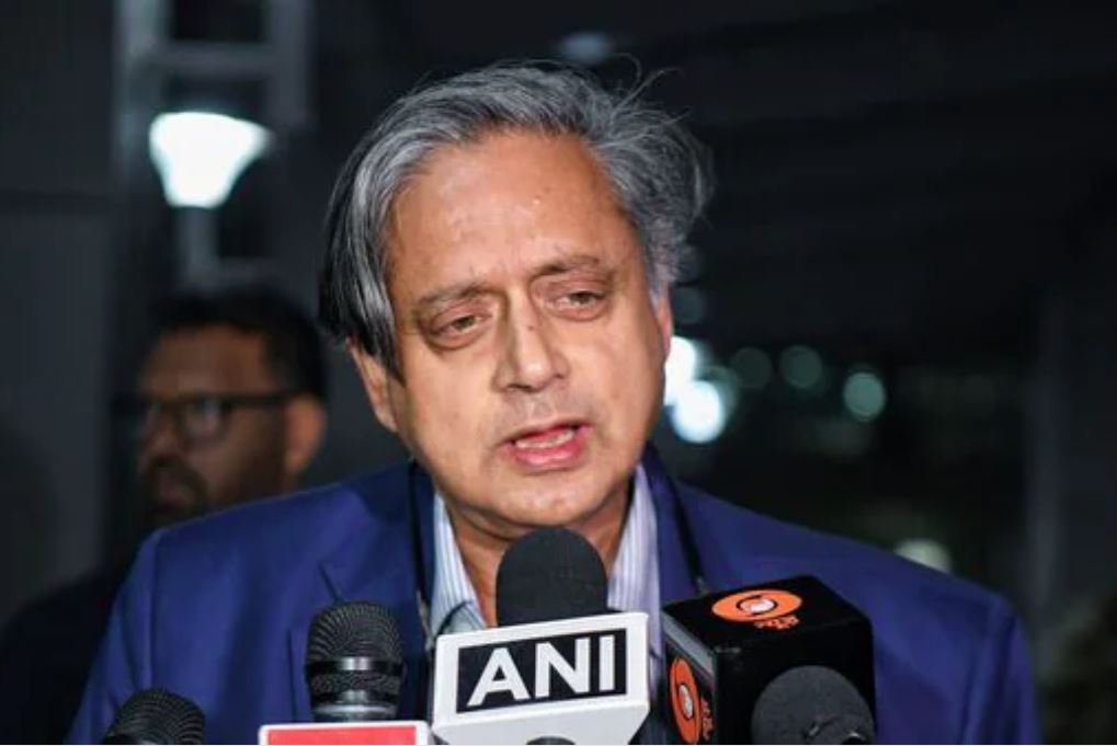 Shashi Tharoor to Congress Leaders: सांसद शशि थरूर का अपने आलोचकों को जवाब!.. PM मोदी के साथ दिखने पर थे निशाने में.. अब कह दी ये बात