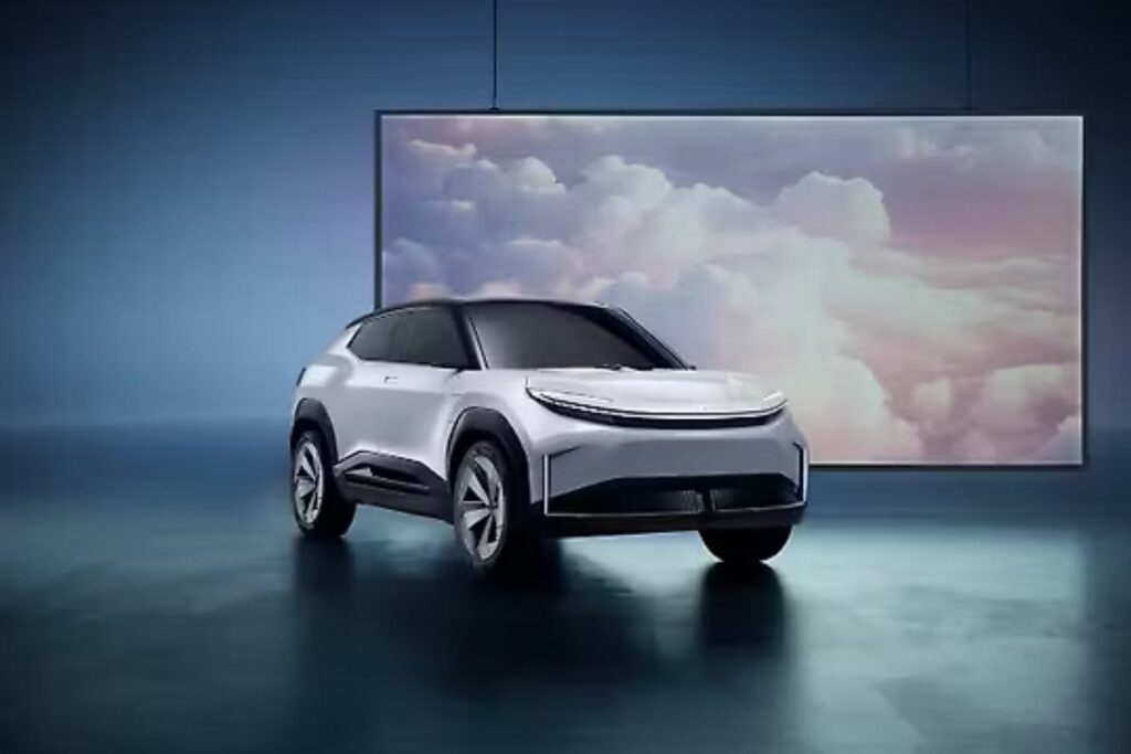 (Toyota First Electric Car, Image Credit: IBC24 News Customize)