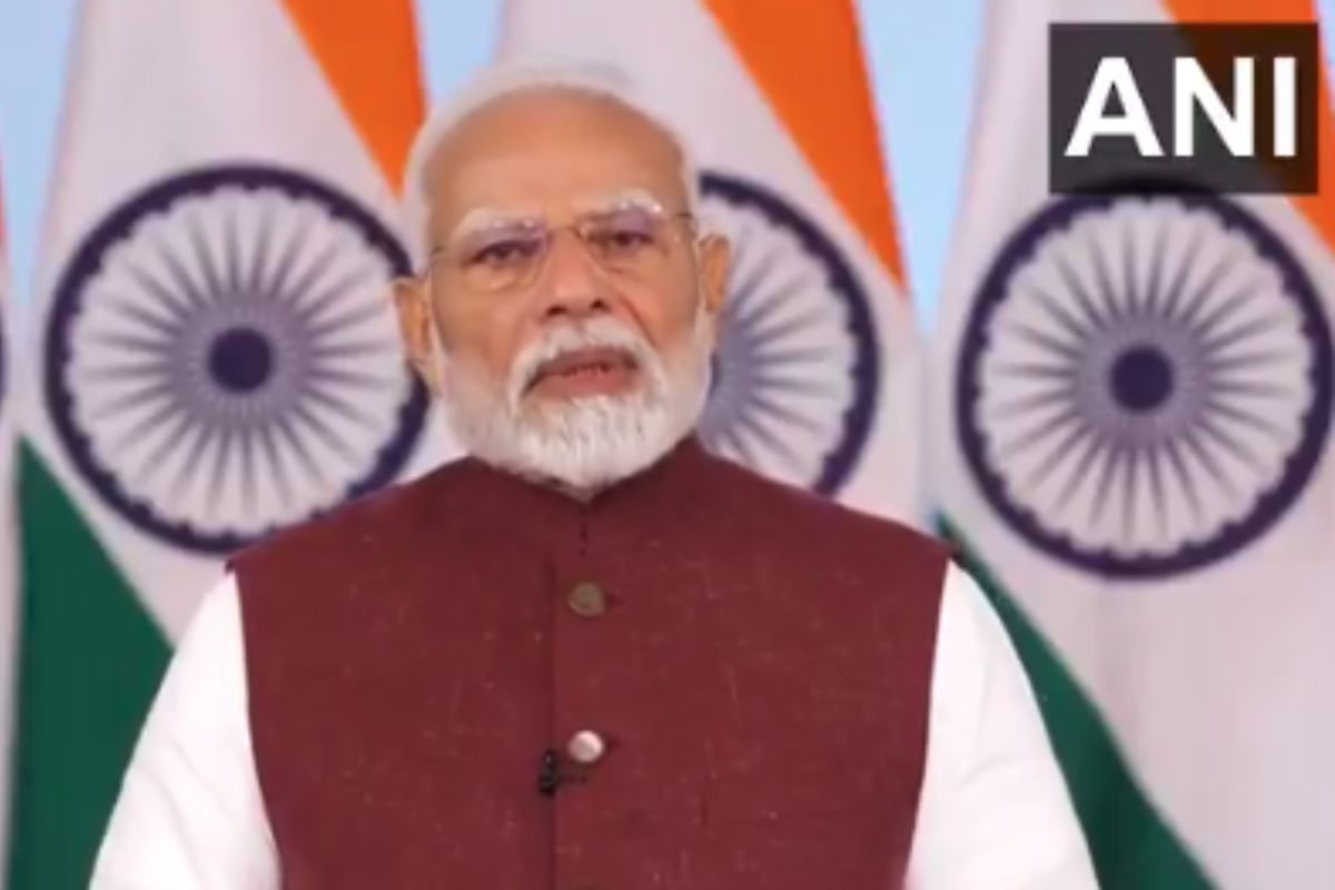 PM Modi on Operation Sindoor Live: पीएम मोदी ने देशवासियों को किया संबोधित, कहा- ‘हमने आतंकवादियों को मिट्टी में मिलाने के लिए सेनाओं को पूरी छूट दी’