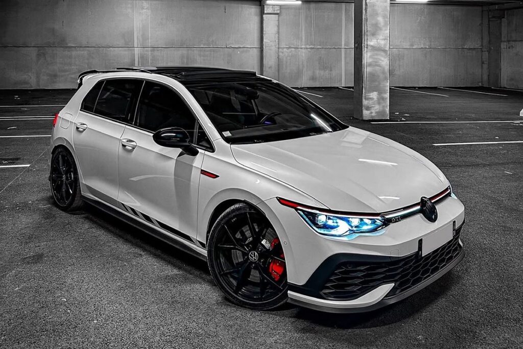 Volkswagen Golf GTI/ Image Credit: @Carpornpicx X Handle