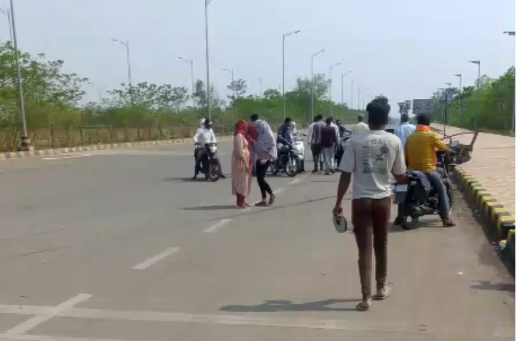 CG Road accident, image source: ibc24
