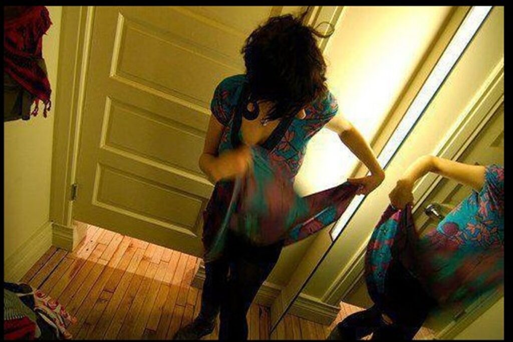 Hidden camera found in 'changing room', image source: facebook, Indian Army Fans