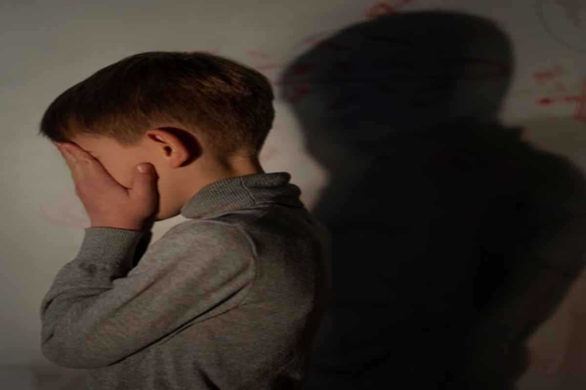 Sexual Abuse In Madrasa: मौलाना की शर्मनाक करतूत.. नाबालिग छात्र के साथ करता था गंदी हरकत, विरोध करने पर परिजनों की कर दी पिटाई