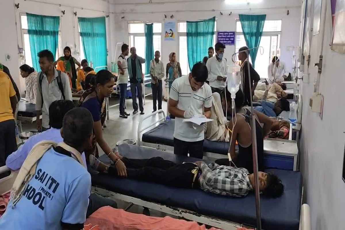 Rewa Road Accident: तेज रफ्तार का कहर… दो बाइकों की जबरदस्त टक्कर में तीन लोगों की मौत, तीन घायल