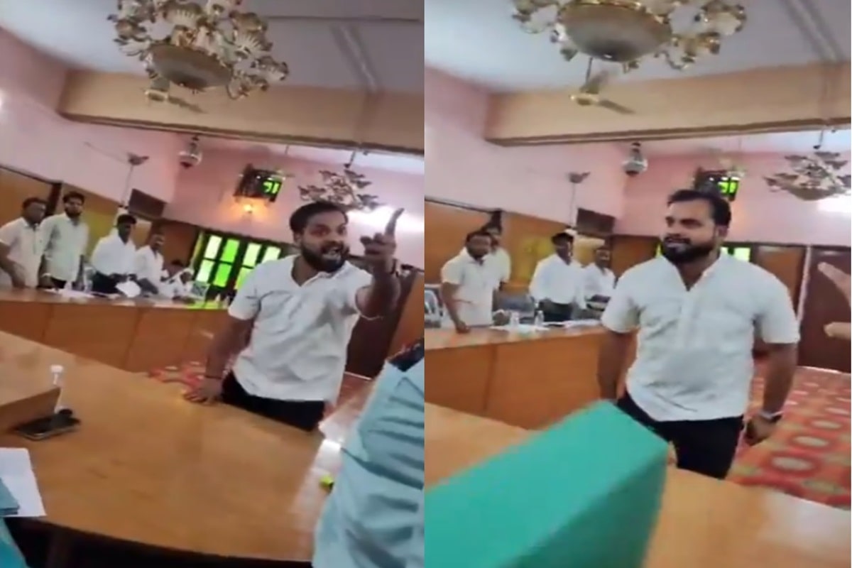 Kanpur Viral Video: ‘चीर डालूंगा..’ नगर पालिका में बजट पेश करने के दौरान बाबू पर बरस पड़े सभासद, दे डाली मारने की धमकी, वायरल हो रहा वीडियो