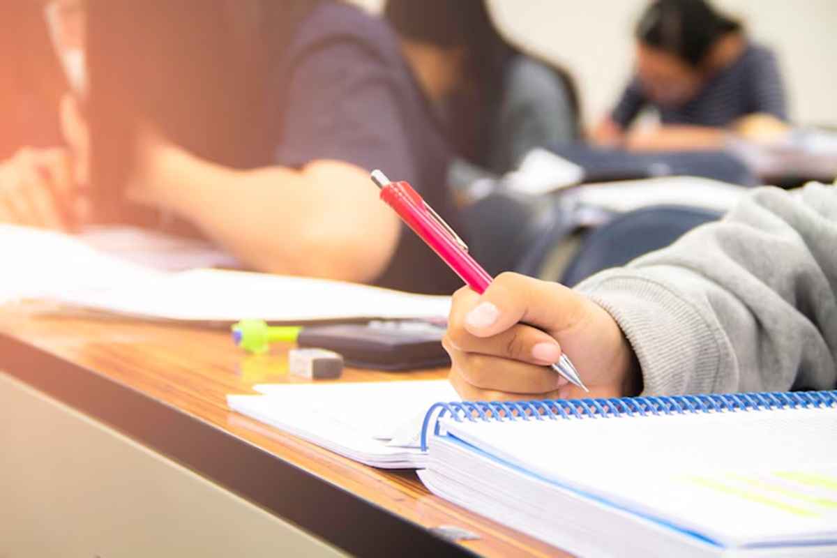 UPSC Exam Date 2025: UPSC परीक्षा का टाइम टेबल जारी, दो पाली में होंगे एग्जाम, यहां देखें पूरी डिटेल्स