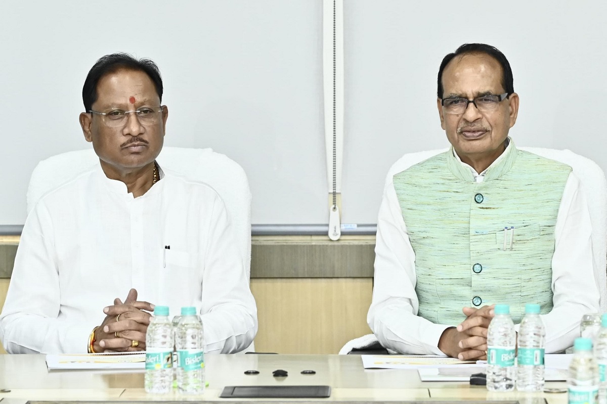 Atal Digital Suvidha Kendra: ‘अटल डिजिटल सुविधा केंद्रों’ की केंद्रीय मंत्री चौहान ने की सराहना, ग्रामीण अर्थव्यवस्था में डिजिटल सशक्तिकरण की दिशा में बताया क्रांतिकारी कदम