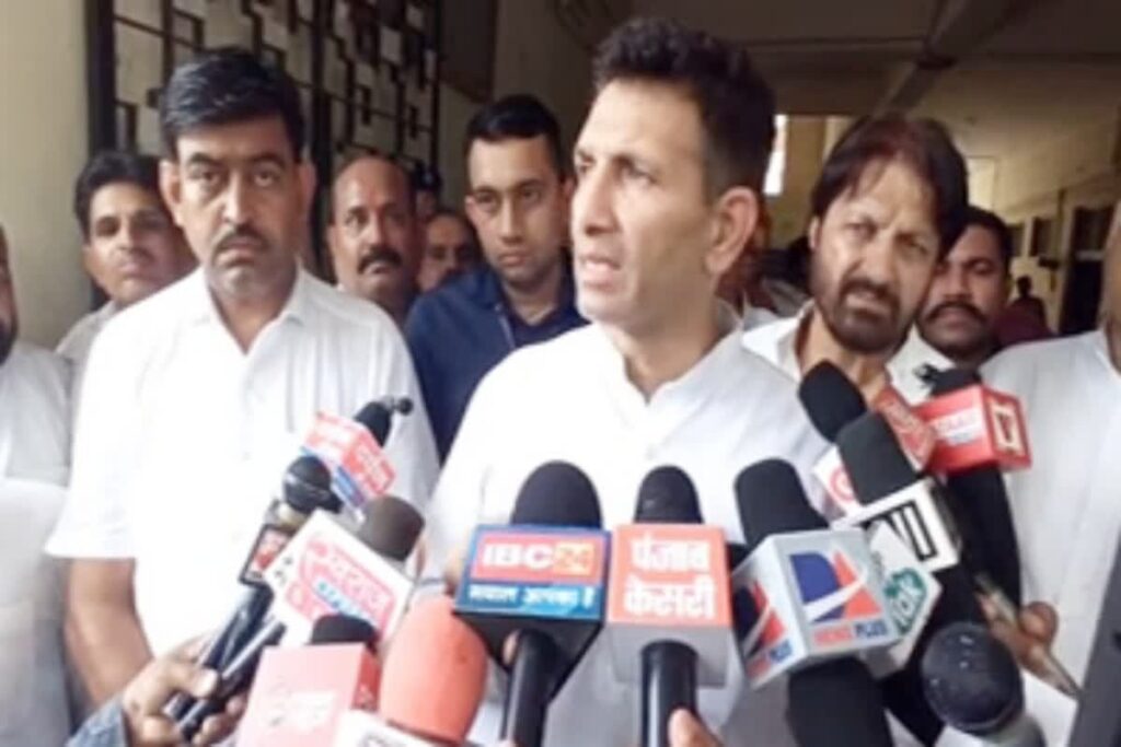 FIR On Jitu Patwari, image source: ibc24