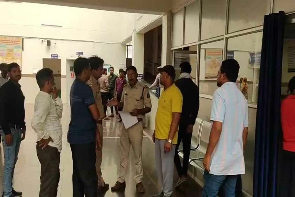Pendra Accident News/Image Credit: IBC24